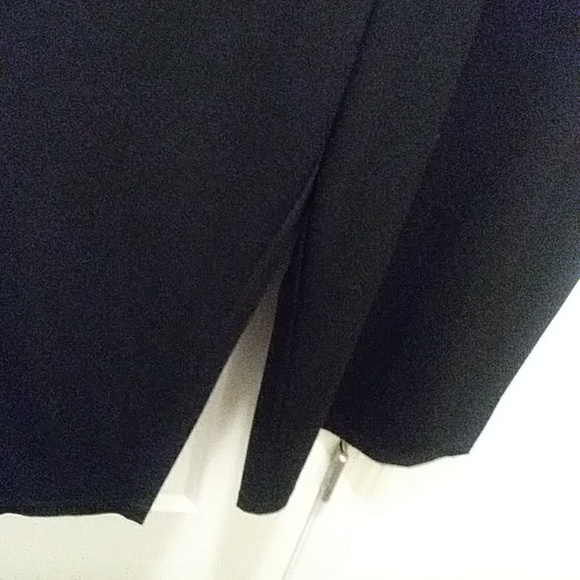 Beautiful pant suit in black sleeveless - Picture 6 of 8